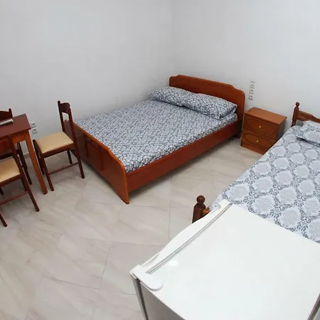 Isufi 3* ساراندا